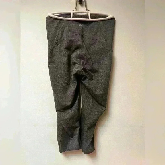 Lululemon 2 pocket zipper back
Heathered Black size 6 like new - Picture 10 of 10